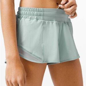 Lululemon Hotty Hot Short II *2.5" Hazy Jade SZ 6